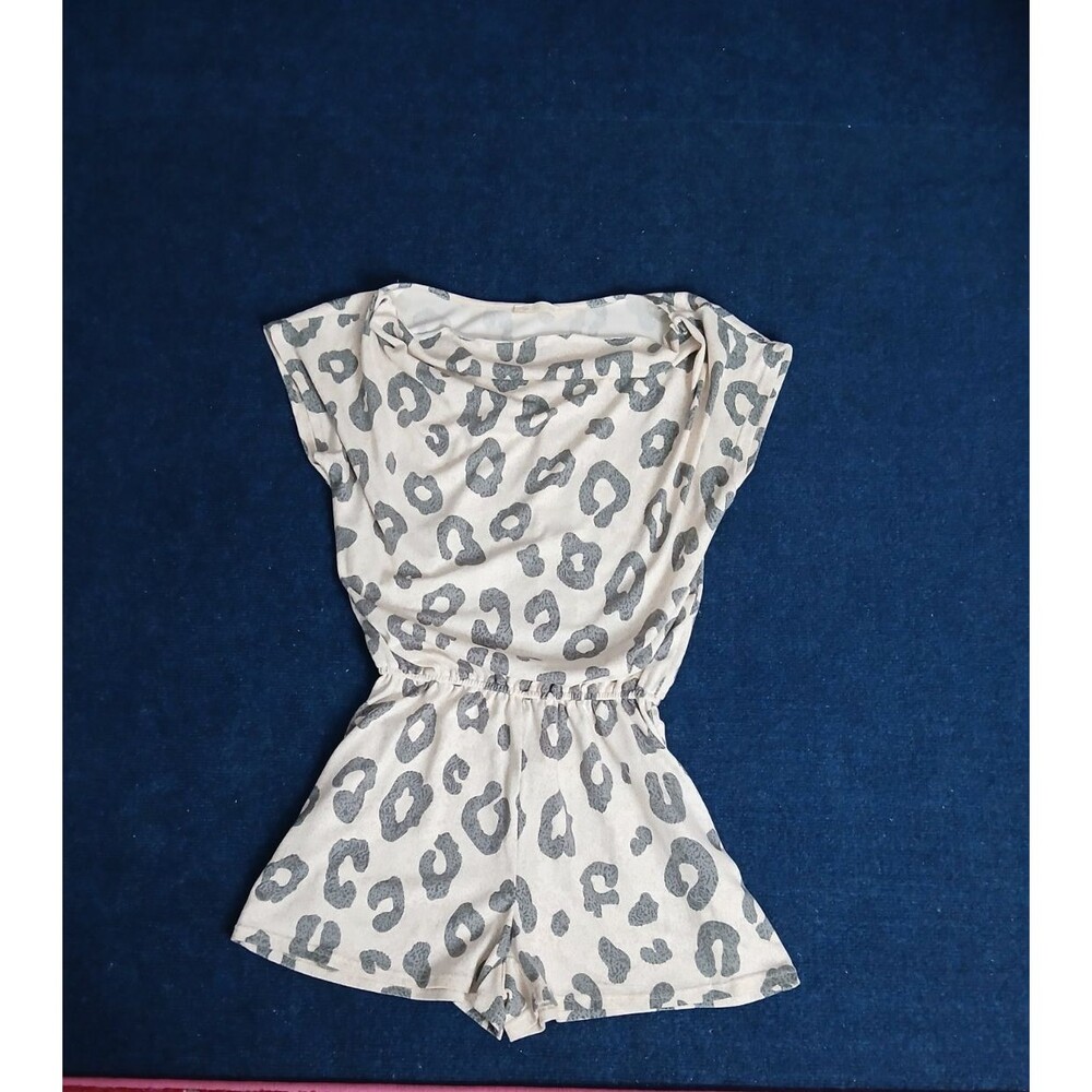 REB. in J. 220 Off White Romper with black  giraffe prints elastic waistband S - Picture 2 of 11